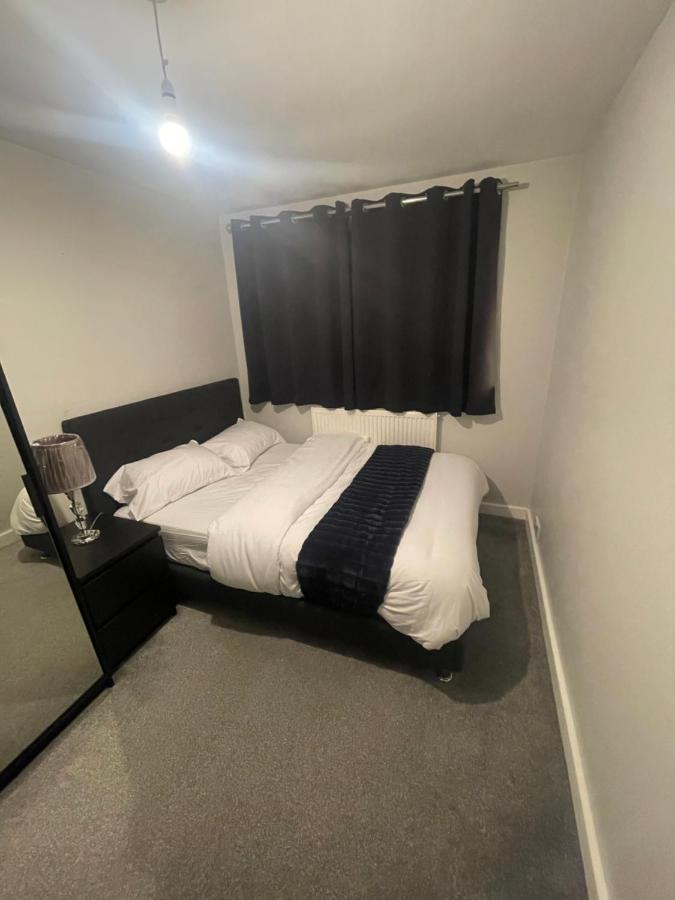 Beautiful En-Suite Bedroom Ipswich Exterior foto